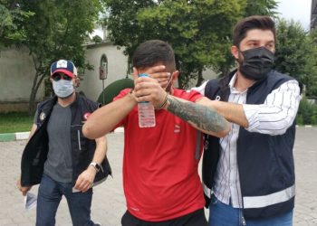 Uyuşturucuyla Yakalanan 2 Şahıs Adli̇yede