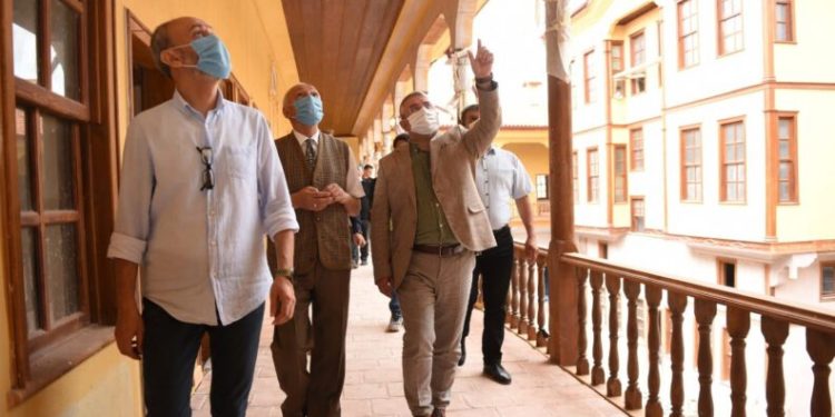 Veli̇ Paşa Hanının Restorasyonunda Sona Geli̇ndi̇