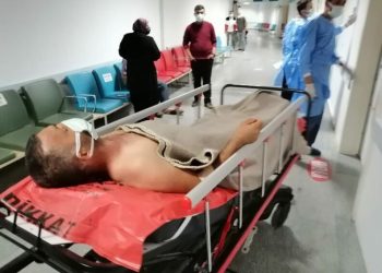 Yeğen Amcasını Bıçaklayarak Ağır Yaraladı