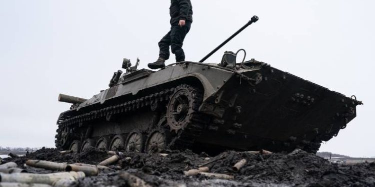 Rusya, Donetsk ve Luhansk’ı vurdu: 8 ölü