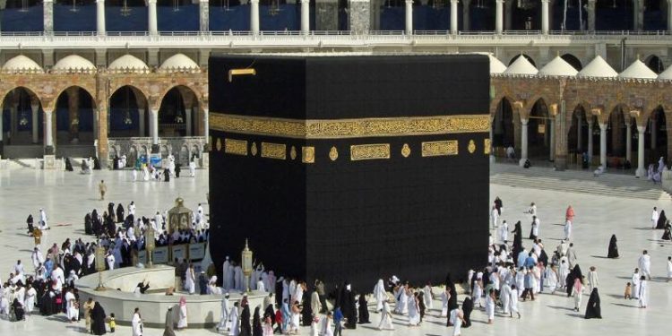 2022-2023 umre dönemi başlıyor