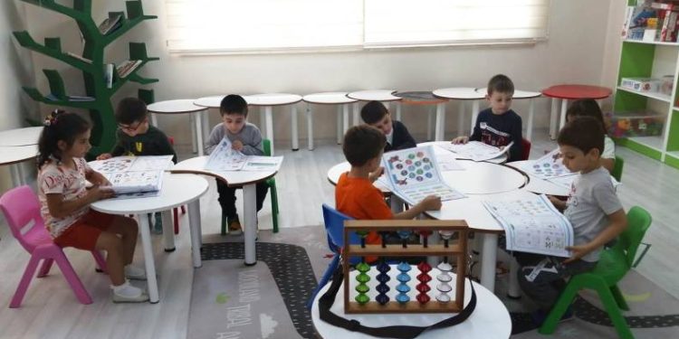 Bursa’da minikler için yaz okulu başladı