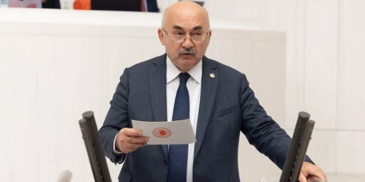 Bakanlığa kişisel veri uyarısı!