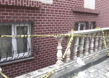 Tapu kavgasında eşini bıçaklayarak öldürdü