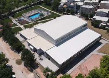 Bursa’da Mimar Sinan Spor Kompleksi gün sayıyor