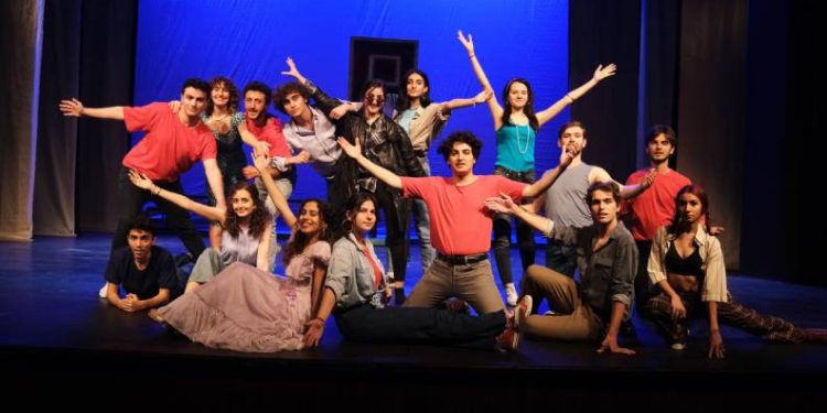 AVP’de mezuniyet coşkusu