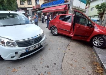 Bursa’da feci kaza! Fren yerine gaza bastı
