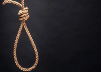 İran’da 2 din görevlisini öldüren Afgan idam edildi