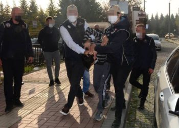 Şehit mezarlarına çirkin saldırıya tahliye