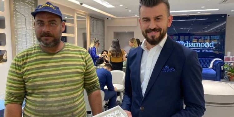 Kağıt toplayıcısından örnek davranış