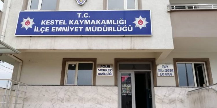 Bursa’da tır hırsızına suçüstü