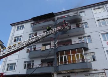 Niğde’de yangın: 3’ü çocuk 5 kişi kurtarıldı