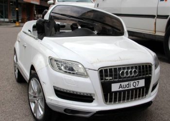 Akülü araba hırsızı yakayı ele verdi