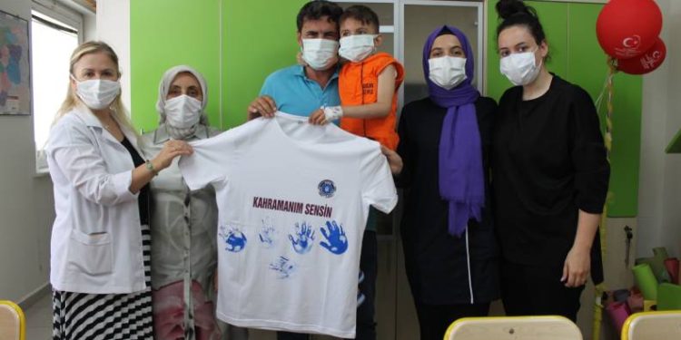 Bursa’da babalara duygulandıran hediye