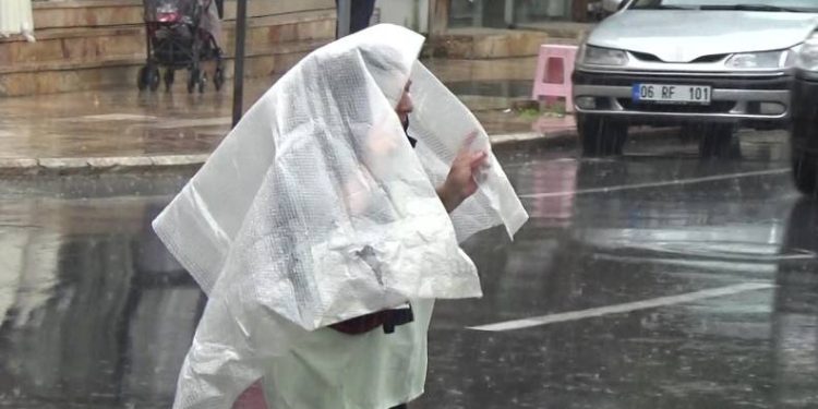 Metrekareye 106,4 kilogram yağış düştü