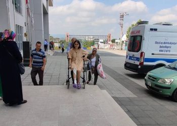 Bursa’da kaza geçiren arkadaşların YKS heyecanı