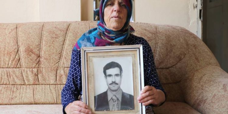 77 yıldır kimliksiz yaşıyor