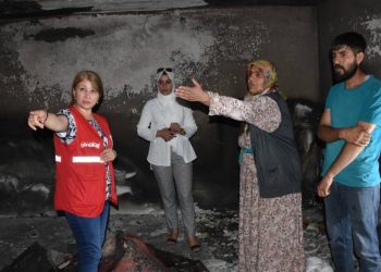 Evle birlikte hayalleri de kül oldu