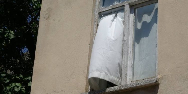 5 yaşındaki çocuk pencereden düştü