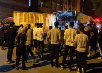 İETT otobüsü 17 araca çarptı, ortalık savaş alanına döndü