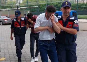 Hırsızlar elektrik sayacını bile çaldı