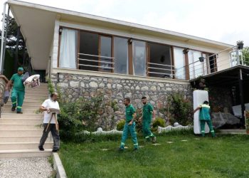 Uludağ eteklerinde kaçak yapı operasyonu