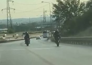 Bursa’da motorcuların tehlikeli yolculuğu