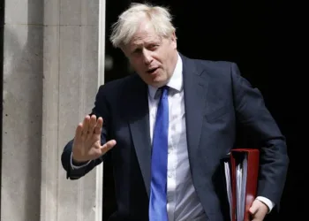 “Bir Başbakan zor koşullarda görevine devam etmelidir”