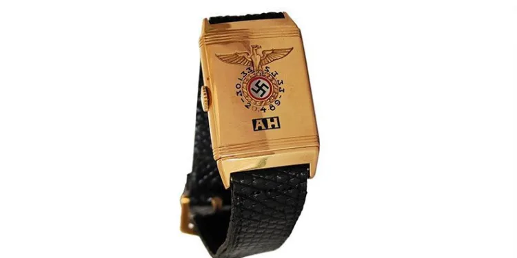 Hitler’in saati 1.1 milyon dolara satıldı