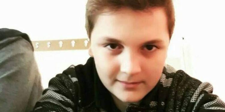 18 yaşında kansere yenik düştü