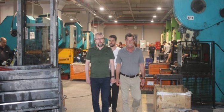 Kayapalı sanayicinin gündemi: Ara eleman