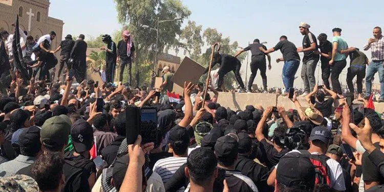 Bağdat’ta Sadr destekçileri Yeşil Bölge’yi basmaya çalışıyor