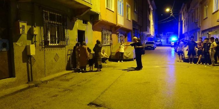 Bursa’da cezaevinden çıktı kardeşini bıçakladı