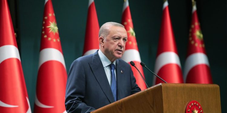 Merakla beklenen KYK açıklaması geldi