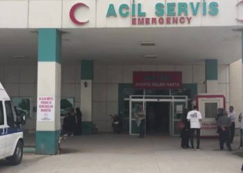 Yemekten zehirlenen 180 işçi hastanelik oldu