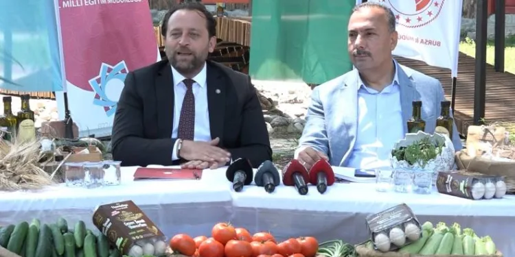 Bu liseyi tercih edene aylık bin lira burs