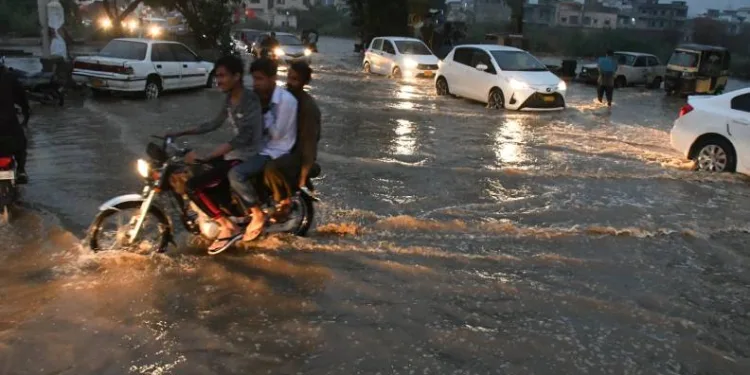 Pakistan’da şiddetli yağış: 7 ölü, 20 yaralı