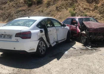 Elazığ’da trafik kazası: 4 yaralı