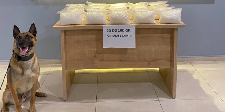 Bursa’da 20 kilo uyuşturucu madde ele geçirildi