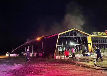 Gece kulübünde yangın: 14 ölü