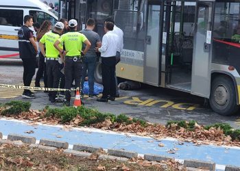 Bursa’da kahreden ölüm! 8 yaşındaki çocuk otobüsün altında kaldı