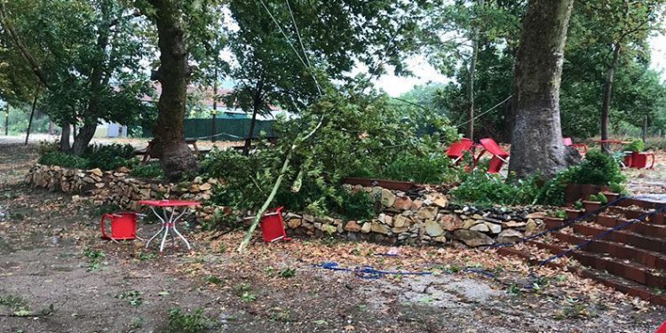 Çanakkale’de dolu yağışı etkili oldu