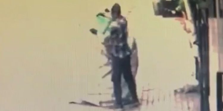 Bursa’da çöp kovası hırsızlığı pes dedirtti