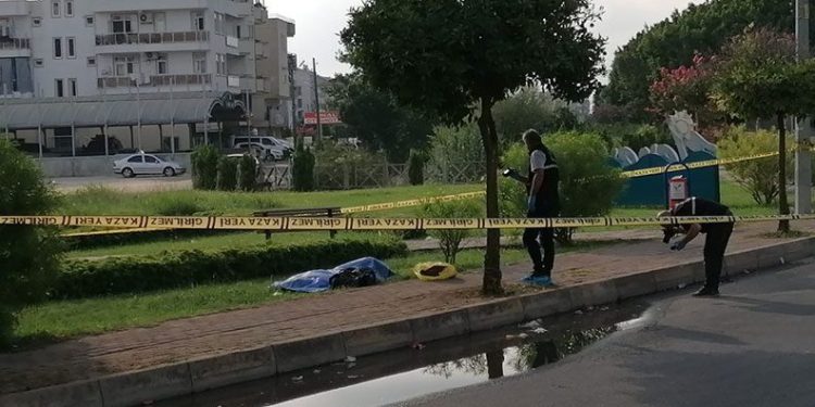 Yolcu otobüsünden indi, silahlı saldırıda öldürüldü