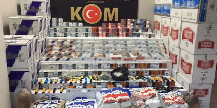 Samsun’da 472 bin 800 dal makaron ele geçirildi