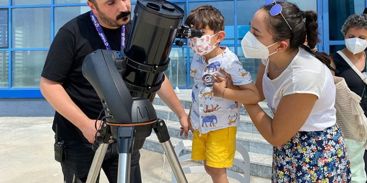 Astronomi Meraklıları GUHEM’de Buluştu