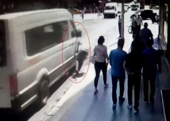 Tekirdağ’da minibüs yayaya çarptı