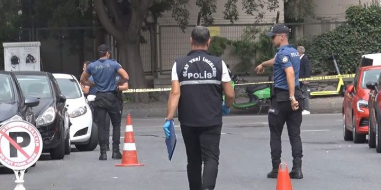 İstanbul’da sokak ortasında cinayet