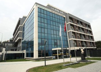 Nilüfer Belediyesi İzzet Şadi Sayarel Huzurevi hizmete başladı