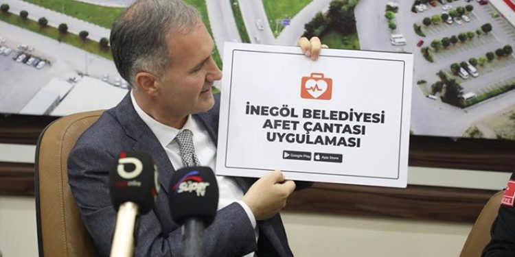 Afet çantası uygulamasıyla, her şeye hazır olun